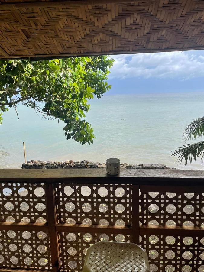 Bed and Breakfast Borbon'S Treehouse By The Sea Mambajao Exterior foto